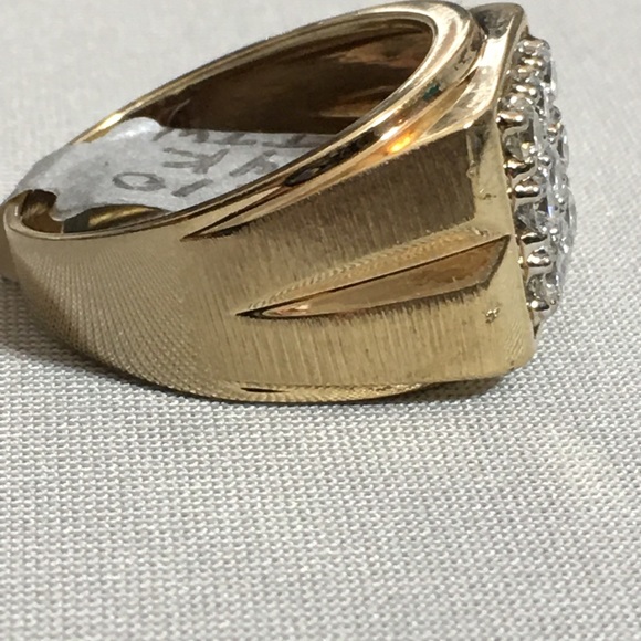 1 CARAT Total Weight 9 Diamond 14k Gold Ring - Picture 3 of 7